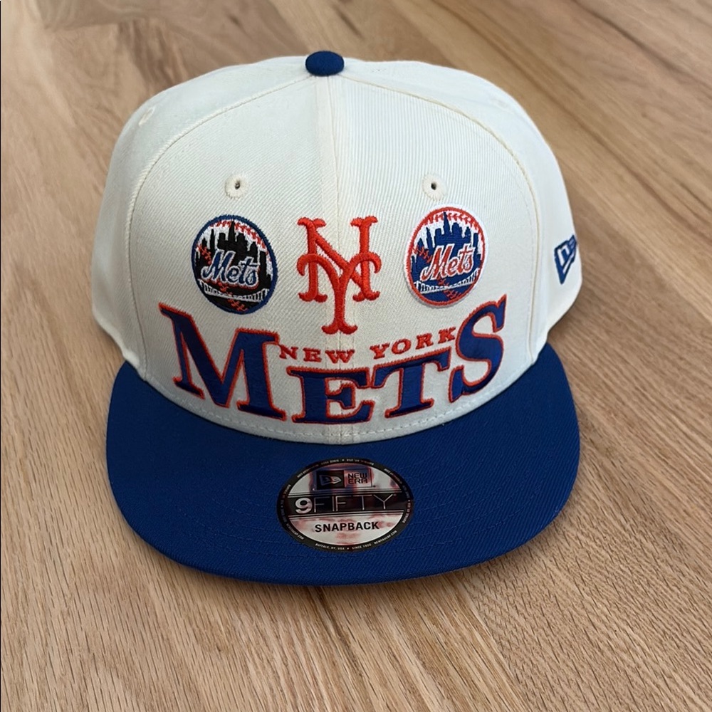 New Era New York Mets Snapback Cap - Cream and Blue
